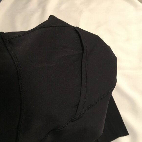 Lululemon Women's Capri Leggings Black Size 10 Side Pockets - Picture 4 of 11